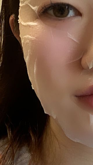 리더스코스메틱 리더스 인솔루션 바세린 모이스처 마스크 — 5점을 준 리뷰어가 2022년 1월 올린 사용 사진
