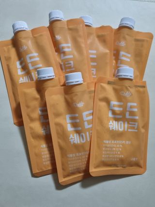 [덜다] 든든 식물성 단백질 쉐이크 40g X 7입 (곡물/딸기) — 5점을 준 리뷰어가 2023년 8월 올린 사용 사진