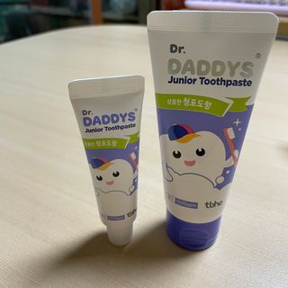 닥터데디스 안심불소 튼튼치약(청포도, 민트 중 택 1) 60g + 여행용 미니 치약 15g — 5점을 준 리뷰어가 2022년 8월 올린 사용 사진