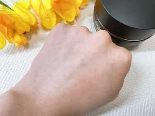 오투에니원 갈락토미세스 비타민 C 프리미엄 블랙스완 크림 50g — 5점을 준 리뷰어가 2022년 12월 올린 사용 사진