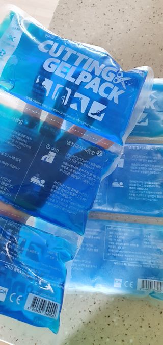 건강누리인터내셔날 [썸머특별구성] 잘라쓰는 3단 커팅 냉온 젤팩(1+1) — 5점을 준 리뷰어가 2022년 7월 올린 사용 사진