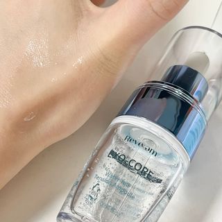 나우 [리브엠] 화해 1등 수분앰플 , 엑소코어 워터풀 텐션 앰플 — 5점을 준 리뷰어가 2023년 7월 올린 사용 사진