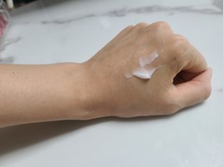플레라디 에델바이스 인리치드 머랭 크림 — 4점을 준 리뷰어가 2021년 6월 올린 사용 사진