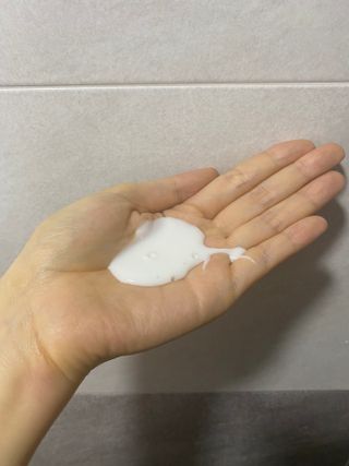 [포레스트스토리] 탈모증상완화 샴푸 1,000ml — 4.5점을 준 리뷰어가 2022년 8월 올린 사용 사진