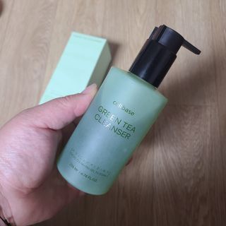 프리마인 메이크업과 들뜨는 각질까지 한방에 깐달걀로! 순하기까지한 셀베이스 그린티클렌저(200ml) — 5점을 준 리뷰어가 2023년 5월 올린 사용 사진
