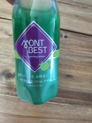 몽베스트 Montbest with Sparkling water Lime20병 — 5점을 준 리뷰어가 2021년 10월 올린 사용 사진
