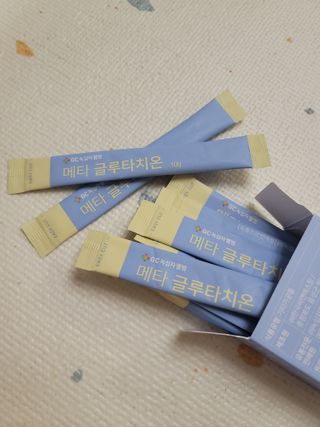 메타웰빙 GC녹십자웰빙 메타 글루타치온 — 3점을 준 리뷰어가 2022년 8월 올린 사용 사진