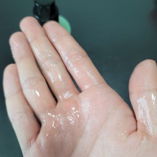 프리마인 메이크업과 들뜨는 각질까지 한방에 깐달걀로! 순하기까지한 셀베이스 그린티클렌저(200ml) — 4점을 준 리뷰어가 2023년 5월 올린 사용 사진