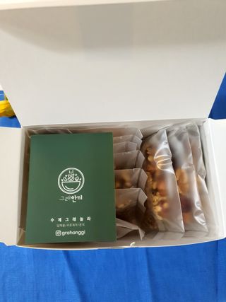 [그래한끼] 무설탕/저당 시리얼타입 수제그래놀라 (40gX10개) — 5점을 준 리뷰어가 2022년 8월 올린 사용 사진