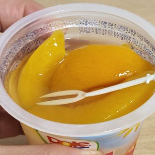돌 MF[Dole] 파인애플컵/망고컵/복숭아컵 198g 6입X1박스 (맛 1가지 랜덤 발송) — 5점을 준 리뷰어가 2024년 10월 올린 사용 사진