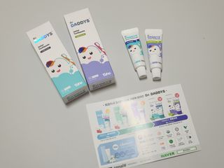 닥터데디스 안심불소 튼튼치약(청포도, 민트 중 택 1) 60g + 여행용 미니 치약 15g — 5점을 준 리뷰어가 2022년 12월 올린 사용 사진