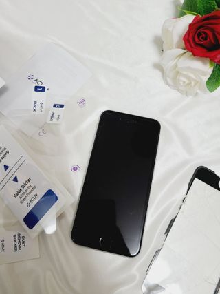 아클리브 Premium 항균 항바이러스 액정 보호필름(iPhone) — 4.5점을 준 리뷰어가 2022년 1월 올린 사용 사진