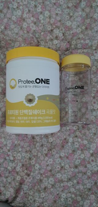 프로티원 단백질쉐이크 곡물맛 2주분 1통+보틀 — 5점을 준 리뷰어가 2021년 5월 올린 사용 사진