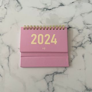 리훈 2024년달력 언더모니터 미니 탁상달력 — 4.5점을 준 리뷰어가 2023년 10월 올린 사용 사진