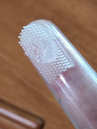 닥터데디스 안심무불소 베이비치약 60g + 여행용 미니 치약 15g — 5점을 준 리뷰어가 2022년 7월 올린 사용 사진