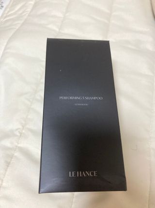 르핸스 퍼포밍 5 샴푸 비반트 포렛/베티버 포그 — 3.5점을 준 리뷰어가 2022년 12월 올린 사용 사진