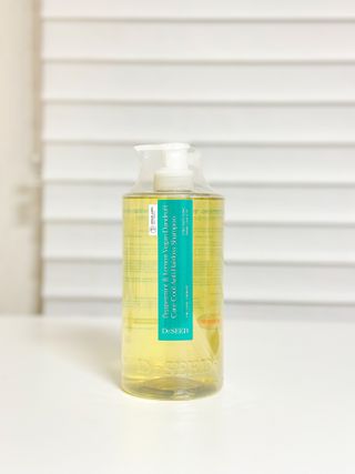 닥터시드 페퍼민트 앤 레몬 비건 비듬케어 쿨 탈모 샴푸 (1000ml) — 5점을 준 리뷰어가 2024년 2월 올린 사용 사진