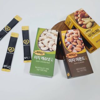 짜먹는 이지견과 짜먹는 이지아몬드, 짜먹는 이지허니피넛, 짜먹는 이지캐슈넛 각 10g X  10포 — 5점을 준 리뷰어가 2021년 2월 올린 사용 사진