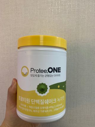 프로티원 단백질쉐이크 녹차맛 2주분 1통+보틀 — 5점을 준 리뷰어가 2021년 5월 올린 사용 사진
