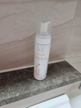 MF프리 [닥터문] 유산균 락토케어 질경초 여성청결제 200ml (폼타입) — 5점을 준 리뷰어가 2022년 7월 올린 사용 사진