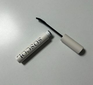 더소설 소설 블랙아이래쉬 세럼 10g(SOSEOL BLACK EYELASH SERUM 10g) — 5점을 준 리뷰어가 2023년 6월 올린 사용 사진
