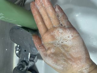 [팜스테이] 티트리 바이옴 로우 피에이치 카밍 클렌저 — 5점을 준 리뷰어가 2022년 5월 올린 사용 사진