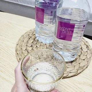몽베스트 MONTBEST 1L 12입 — 5점을 준 리뷰어가 2022년 4월 올린 사용 사진