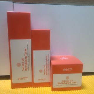 아이앤립 / EYENLIP 아이앤립 연어오일 리바이탈라이징 토너+앰플+크림 3종 세트 — 4.5점을 준 리뷰어가 2021년 7월 올린 사용 사진
