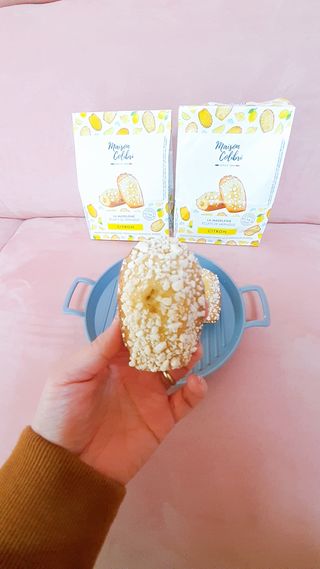 [메종콜리브리] 프랑스 마들렌 메종콜리브리 레몬 마들렌 2팩 — 5점을 준 리뷰어가 2022년 2월 올린 사용 사진
