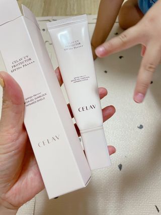 프리마인 선크림만 바꿨을 뿐인데 매일 물 2L챙겨먹고 기초케어 완벽하게 한 물빛피부 완성,셀라브UV프로텍터 — 5점을 준 리뷰어가 2023년 7월 올린 사용 사진