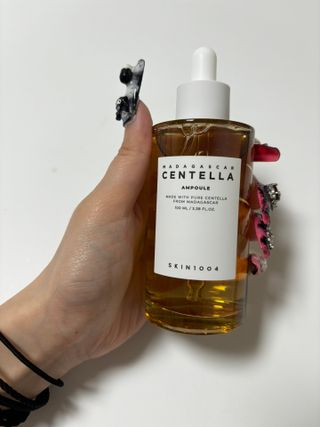 [스킨1004] 마다가스카르 센텔라 앰플 100ml — 5점을 준 리뷰어가 2024년 5월 올린 사용 사진