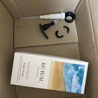 레츄얼 더 센트 바디워시 시크릿 파라다이스(500ml) — 3점을 준 리뷰어가 2022년 6월 올린 사용 사진