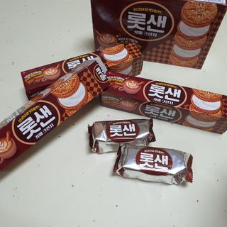 롯데제과 롯샌 카페크런치 — 5점을 준 리뷰어가 2021년 10월 올린 사용 사진
