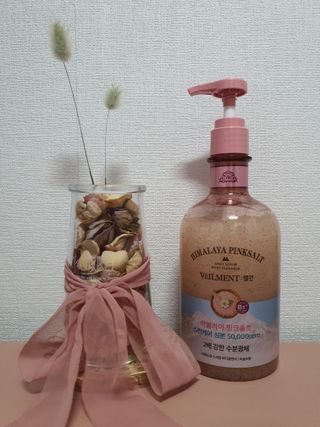 벨먼 내추럴스파 수분광채 스크럽 바디워시 600ml 5종 — 5점을 준 리뷰어가 2022년 5월 올린 사용 사진