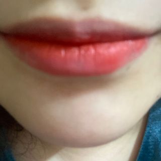 [블랙루즈] 에어 핏 벨벳틴트 시즌1 7종 중 택1+랜덤1 — 5점을 준 리뷰어가 2021년 1월 올린 사용 사진