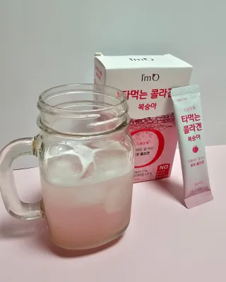 [음료수 대신 가능!]  빠르게 흡수되는 아임오 타먹는 콜라겐 1박스 — 5점을 준 리뷰어가 2023년 4월 올린 사용 사진