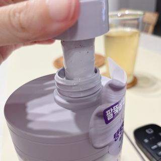 벨먼 내추럴 스파 머드레티놀 바디워시(그린로즈, 미드나잇 피오니) — 5점을 준 리뷰어가 2022년 5월 올린 사용 사진