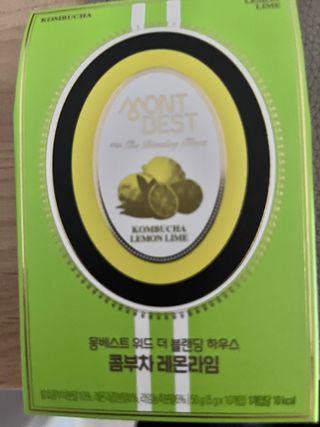 [몽베스트] 위드 더 블랜딩 하우스 콤부차 _ 버라이어티팩II — 5점을 준 리뷰어가 2024년 5월 올린 사용 사진
