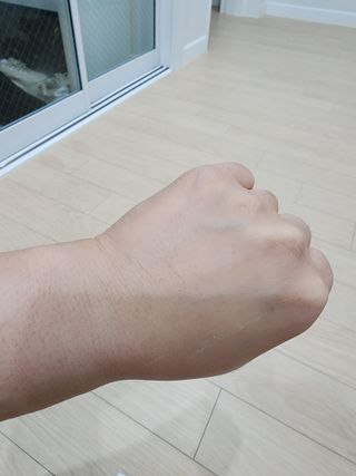 렉스리 데일리 톤업 크림 Rexri Daily Tone Up Cream — 5점을 준 리뷰어가 2022년 11월 올린 사용 사진