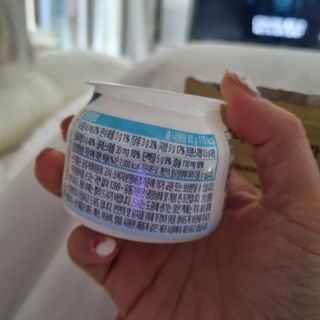 매일바이오 그릭요거트 오리지널 플레인 4개, 로스터리 커피믹스 4개 — 5점을 준 리뷰어가 2021년 12월 올린 사용 사진