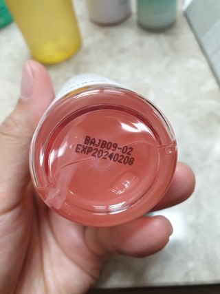 썸헤어 / SUMHAIR 썸헤어 실키 테라피 헤어 에센스 — 5점을 준 리뷰어가 2021년 6월 올린 사용 사진