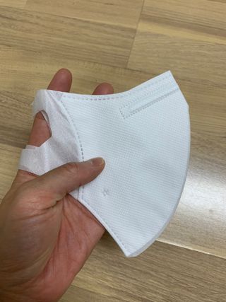 끌린에르 스포츠 귀편한 새부리형 마스크 (뉴컬러포함) — 5점을 준 리뷰어가 2022년 5월 올린 사용 사진