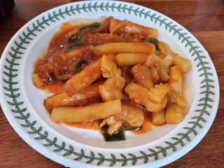 한성기업 무볼레 닭떡볶이+해물떡볶이 2종 세트 — 3점을 준 리뷰어가 2021년 9월 올린 사용 사진
