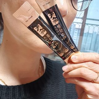 헬스업_천명진프리미엄홍삼스틱_10ml x 30포 — 5점을 준 리뷰어가 2021년 2월 올린 사용 사진