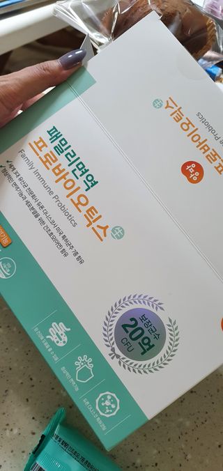앙팡 패밀리면역 프로바이오틱스 2g x 100포 — 5점을 준 리뷰어가 2022년 10월 올린 사용 사진