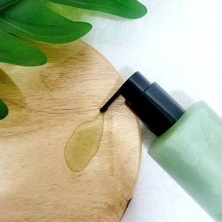 프리마인 메이크업과 들뜨는 각질까지 한방에 깐달걀로! 순하기까지한 셀베이스 그린티클렌저(200ml) — 5점을 준 리뷰어가 2023년 1월 올린 사용 사진