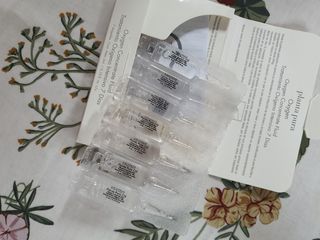 유니베르소 산소앰플 7일 집중케어 앰플 — 4점을 준 리뷰어가 2021년 4월 올린 사용 사진