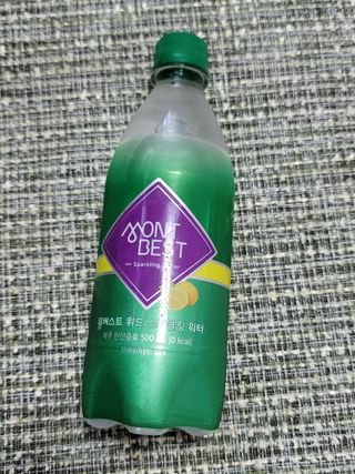 몽베스트 Montbest with Sparkling water Lemon OR Lime 20병(랜덤) — 4점을 준 리뷰어가 2021년 10월 올린 사용 사진
