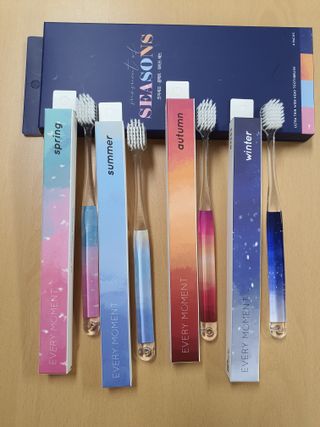 에브리모먼트 에브리 모먼트 칫솔 Every moment toothbrush — 5점을 준 리뷰어가 2022년 5월 올린 사용 사진