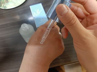 슬로우 스킨스 슬로우 여우구슬 앰플 — 5점을 준 리뷰어가 2021년 4월 올린 사용 사진